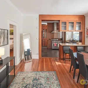 Charming 3br - Heart Of , Seattle United States